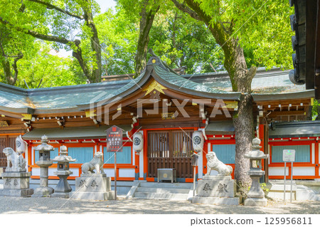 久木元神社:綠樹環繞的第三正殿 久木元神社:綠樹環繞的第三正殿 125956811