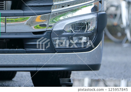 big truck headlights 125957845