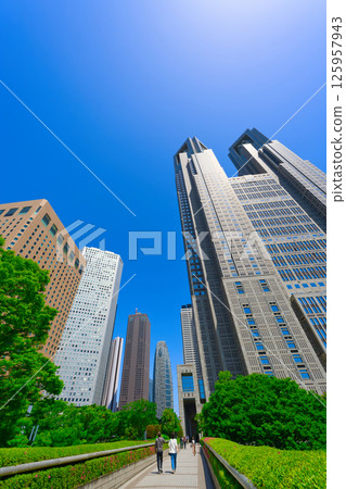 [Tokyo] Visit the Tokyo Metropolitan Government Building during Golden Week in May 125957943