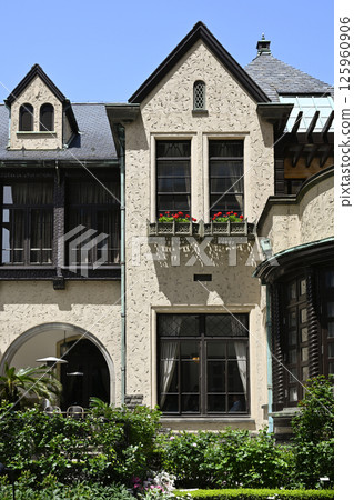 Former Lee Royal Residence Former Lee Royal Residence 125960906