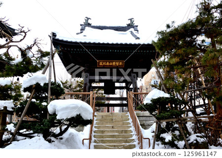 中央寺鐘樓在冬天,中央區,札幌 中央寺鐘樓在冬天,中央區,札幌 125961147