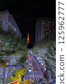 燈火通明的街景 125962777