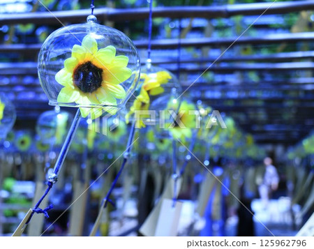 向日葵和風鈴 125962796