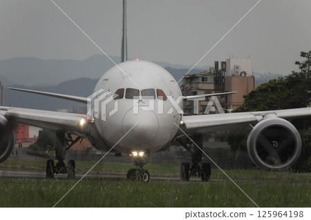 飛機 飛機 125964198