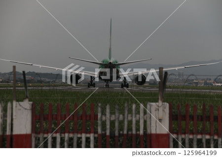 飛機 飛機 125964199