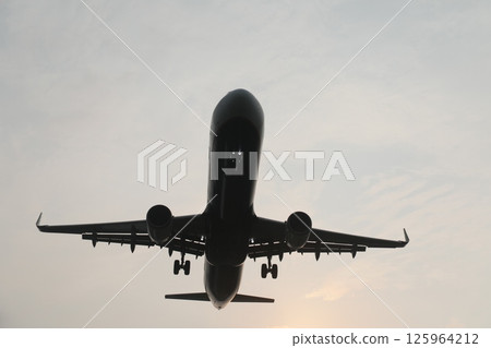 飛機 飛機 125964212