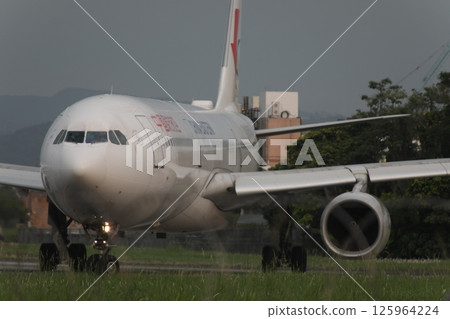 飛機 125964224
