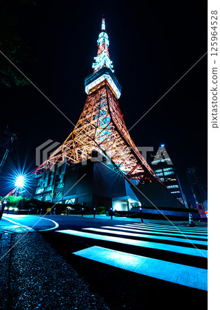 行人穿越道和東京鐵塔 行人穿越道和東京鐵塔 125964528