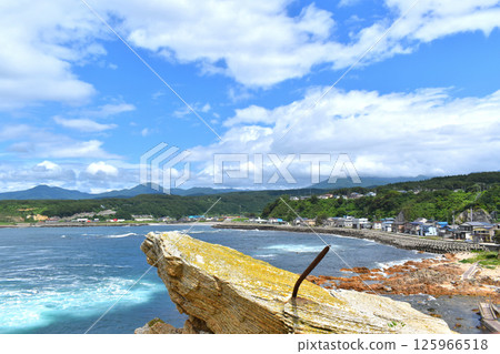清爽夏日的青森大石海岸 清爽夏日的青森大石海岸 125966518
