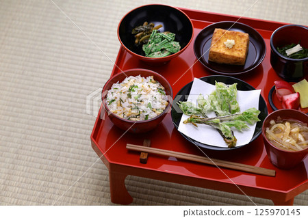 Vegetarian food Vegetarian food 125970145