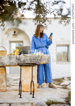 Remote call in nature 125970267