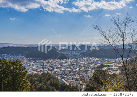 The cityscape as seen from the Yamamura Square Observatory at Komyo-ji Temple in Hamamatsu City (Shizuoka Prefecture) 125972172