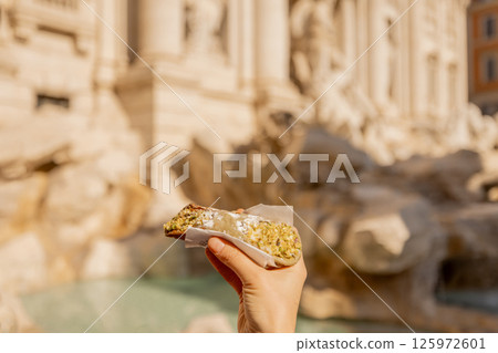Classic Cannolo in Rome 125972601