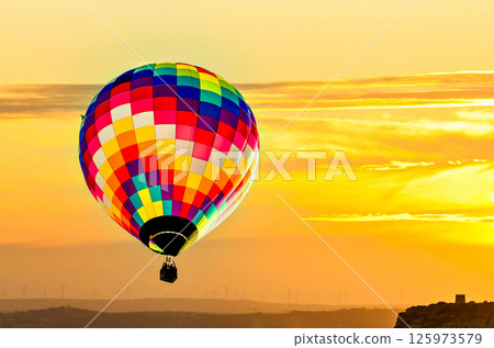 balloon, fly, sky 125973579