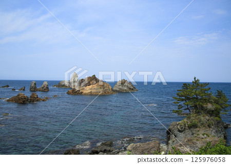 兵庫縣新溫泉町阿南海灘瞭望台的風景 125976058