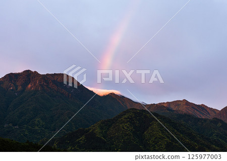 屋久島近海阿爾卑斯山牽牛花與彩虹(5月) 屋久島近海阿爾卑斯山牽牛花與彩虹(5月) 125977003