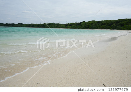 Kondoi Beach on Taketomi Island 125977479