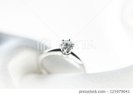 Diamond Wedding Rings Diamond Wedding Rings 125979041
