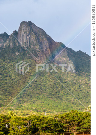 屋久島世界自然遺產：莫喬穆山和美麗的彩虹（12月） 125980012