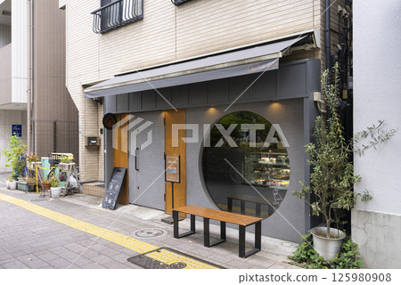 Clair de lune in Kuramae Clair de lune in Kuramae 125980908