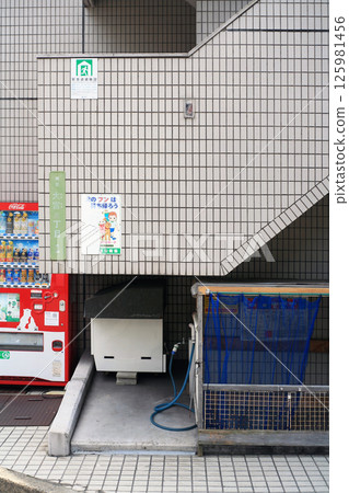 公寓垃圾收集站 公寓垃圾收集站 125981456