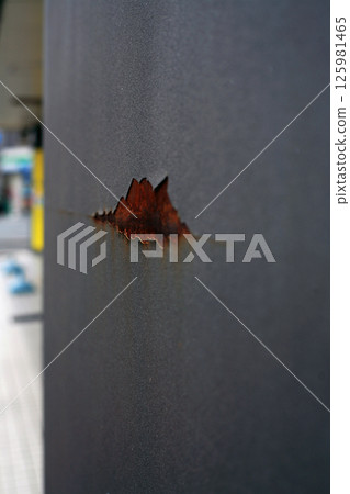 Steel wall with peeling paint Steel wall with peeling paint 125981465