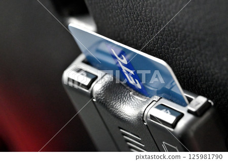 ETC車載機組 ETC卡 ETC車載機組 ETC卡 125981790