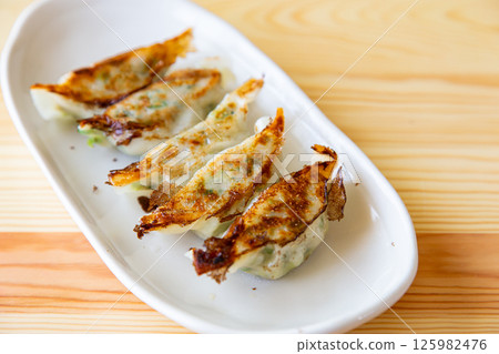 Home-style Taste: Simple Fried Gyoza Dumplings Home-style Taste: Simple Fried Gyoza Dumplings 125982476