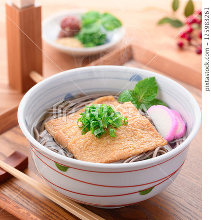 溫暖的狐蕎麥麵 溫暖的狐蕎麥麵 125983261