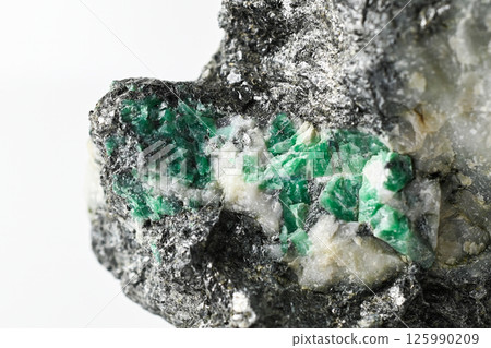 祖母綠原石和散石_02 125990209