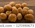 Potatoes 125990673