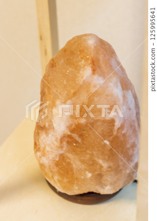 Close up shot of decorative Himalayan Natural Salt Lamp 125995641