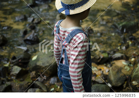 一個孩子 一個孩子 125996835