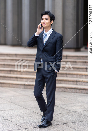 Businessman image Businessman image 125998355