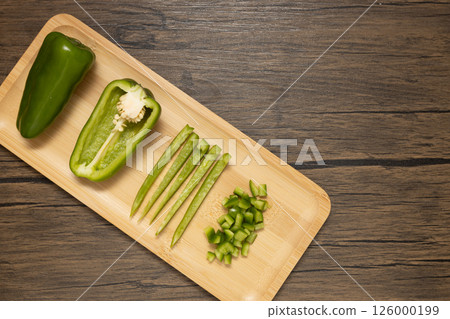 展示切辣椒的各種方法 126000199