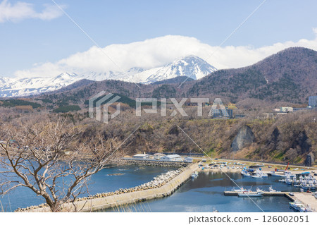 北海道知床半島宇登呂漁港週邊風景 北海道知床半島宇登呂漁港週邊風景 126002051