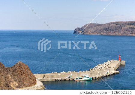 Utoro Fishing Port in Shari, Hokkaido Utoro Fishing Port in Shari, Hokkaido 126002135