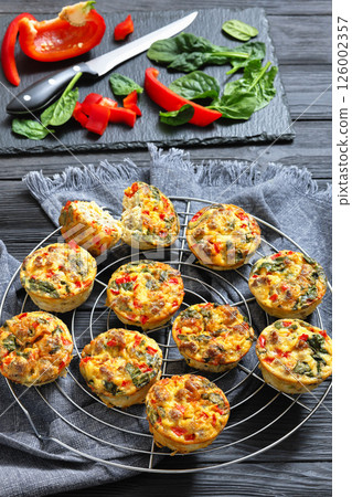 Frittata egg muffins with ground beef and veggies Frittata egg muffins with ground beef and veggies 126002357