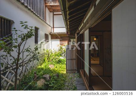 岐阜岩村城下町商人庭院 岐阜岩村城下町商人庭院 126003516
