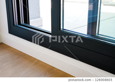 PVC window sashes made of insulating double-glazed glass (pair glass) 126008603