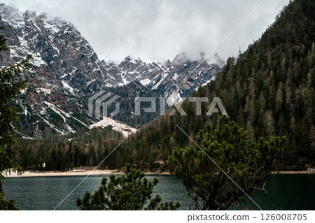 Breathtaking panoramic view of Lake Braies in the Italian Dolomites. 126008705