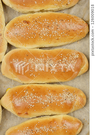 Freshly baked rolls 126009018