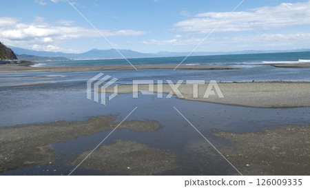 藍天、大海和雲彩 126009335