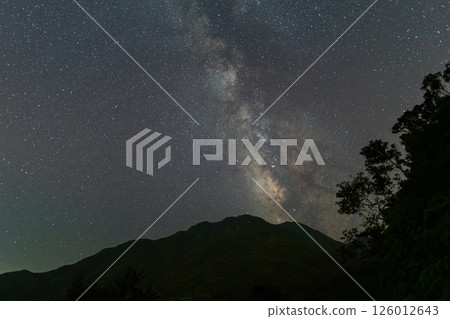Yakushima Offshore Alps Milky Way (Autumn) 126012643
