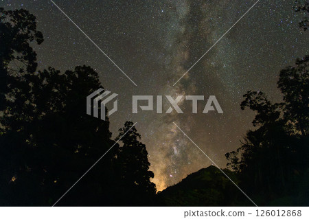 Yakushima Offshore Alps Milky Way (Autumn) Yakushima Offshore Alps Milky Way (Autumn) 126012868