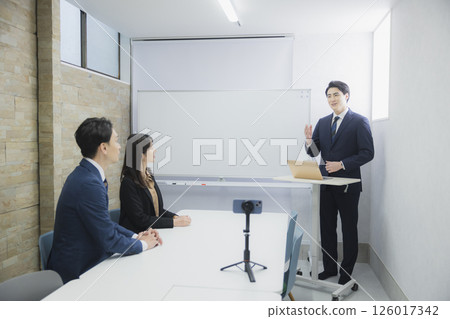 Seminar Distribution Seminar Distribution 126017342