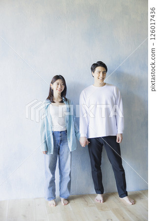 A man standing side by side A man standing side by side 126017436