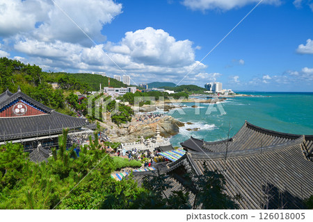 [Korea/Busan] Haedong Yonggungsa Temple, a temple built along the coast 126018005