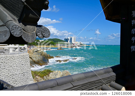 [Korea/Busan] Haedong Yonggungsa Temple, a temple built along the coast 126018006