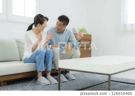 A troubled senior couple in Bing 126018468